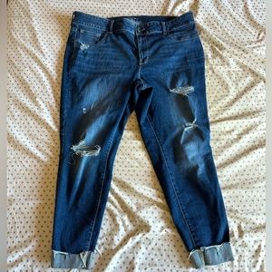 Maurice’s distressed cuffed jegging. Size 22